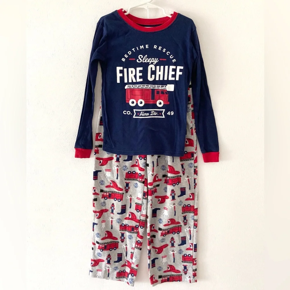 Carters Cotton Fire Truck Tee and Fleece pants 2 piece pajama Set Size 8